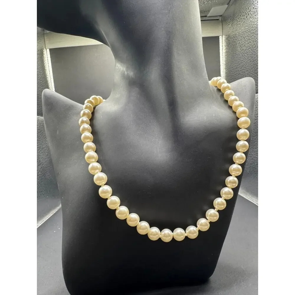 Vintage Hand Knotted Estate Solid Pearl Single Strand Necklace 18